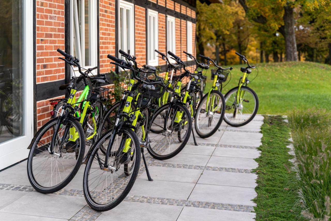 Park Am See X Nattika Ayurveda, Hotel Health Spirit Penzlin Exterior photo